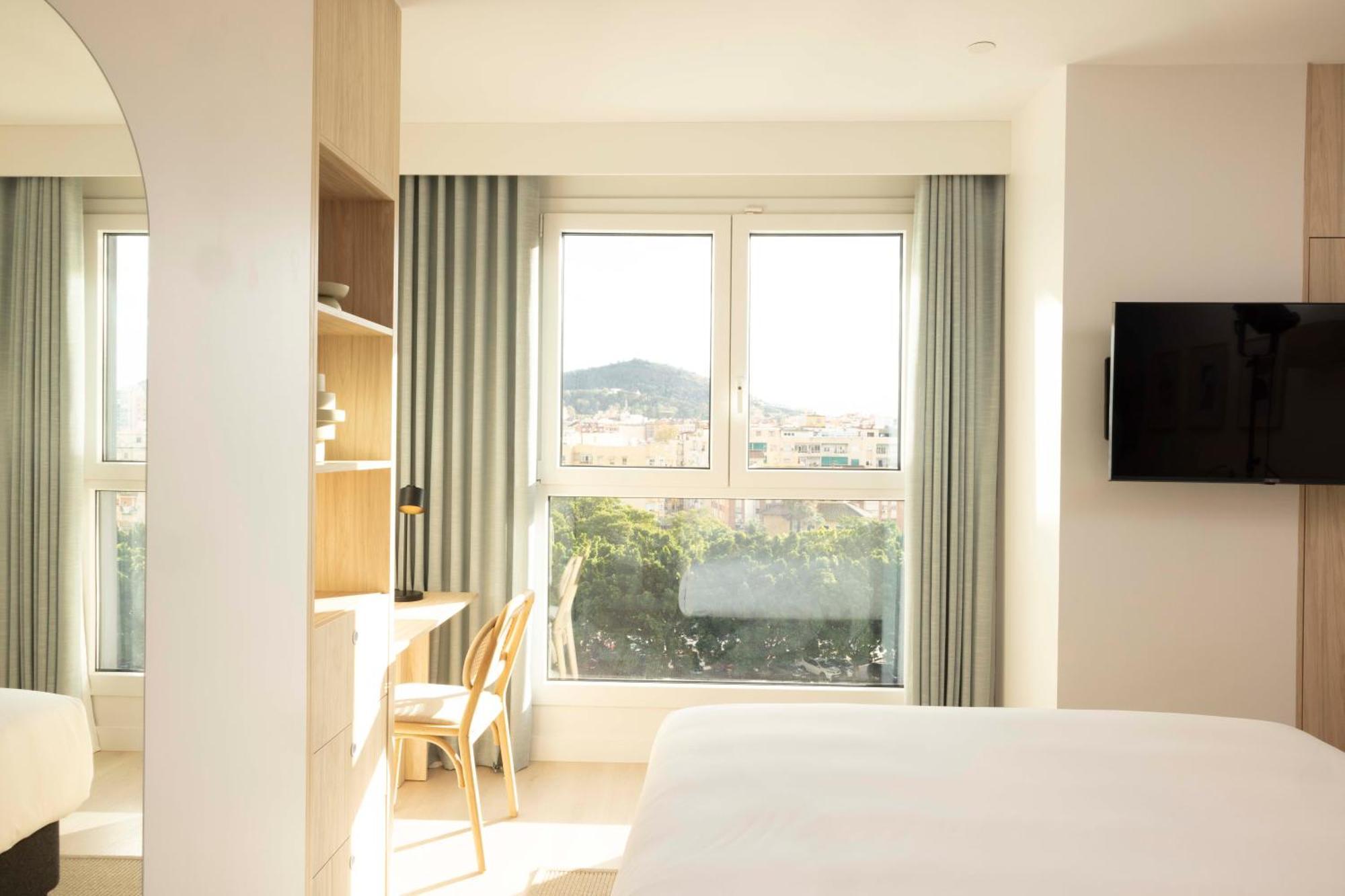 Staybridge Suites & Apartments Malaga By Ihg Bagian luar foto
