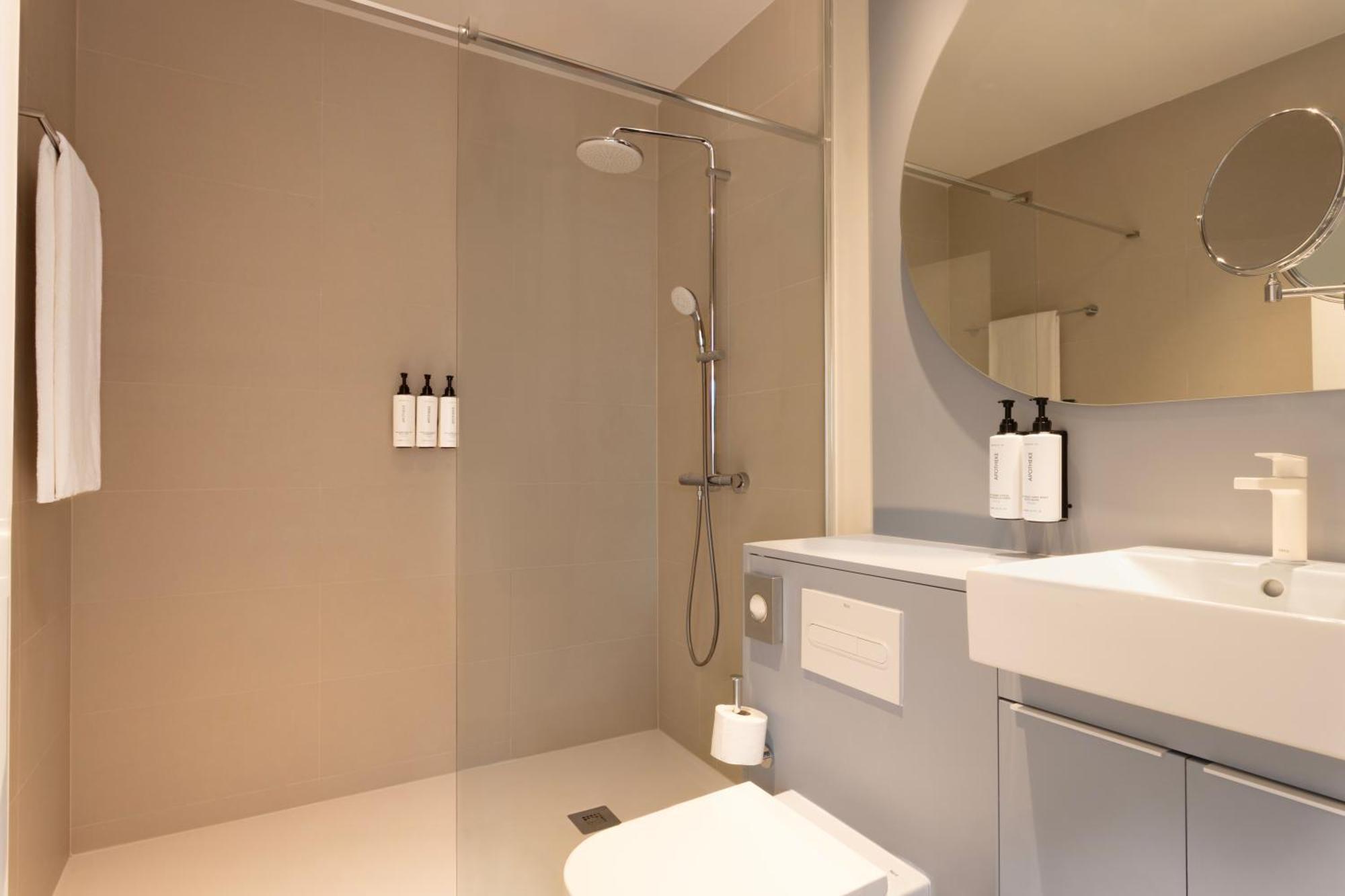 Staybridge Suites & Apartments Malaga By Ihg Bagian luar foto